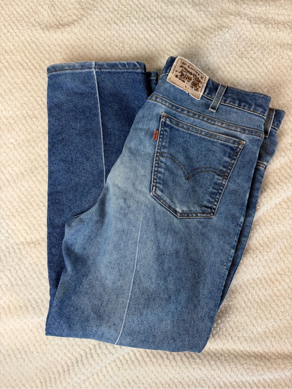 Vintage Leviโs 540 Relaxed Fit Jeans Orange Tab Made in USA W38 L29